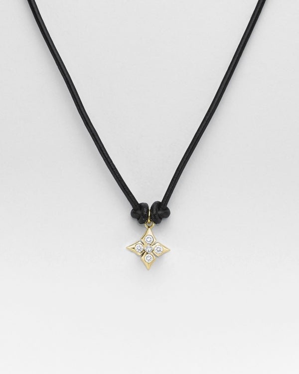 Black Butter Jumbo Clover Necklace